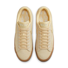 Nike SB Blazer Low Pro GT Premium Skateboard Shoe - Pale Vanilla/Pale Vanilla-Pale Vanilla