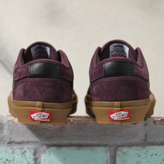 Vans Chukka Low Sidestripe Skateboard Shoe -Port/Gum