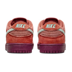 Nike SB Dunk Low Pro Premium Skateboard Shoe - Mystic Red/Emerald Rise-Rugged Orange
