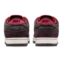 Nike SB x Riot Skate Shop Dunk Low Pro QS Skateboard Shoe - Mahogany/Dark Beetroot-Team Red-Sail