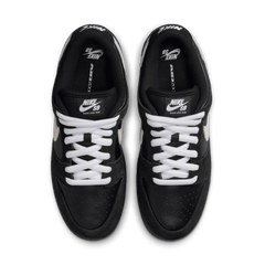 Nike SB Dunk Low Pro Skateboard Shoe - Black/White-Black-Gum Light Brown